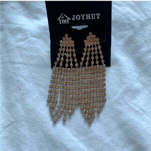 Rhinestone dangling earrings